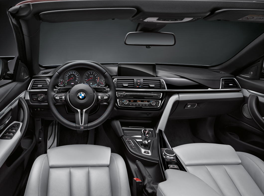 07. 新BMW M4敞篷轿跑车-内饰.jpg