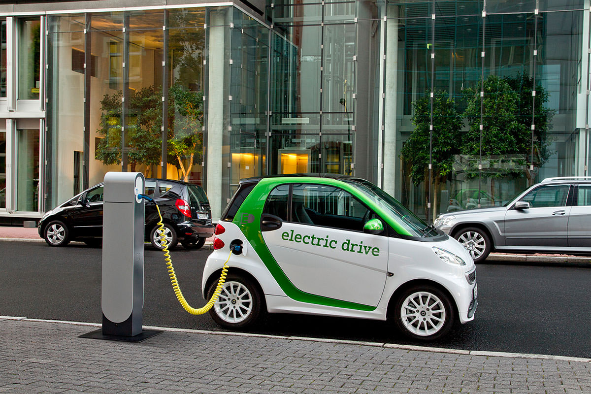 electric-cars.jpg