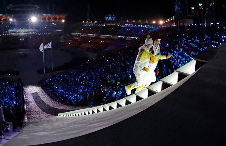 aptoopix_pyeongchang_olympics_opening_ceremony_253511102.jpg
