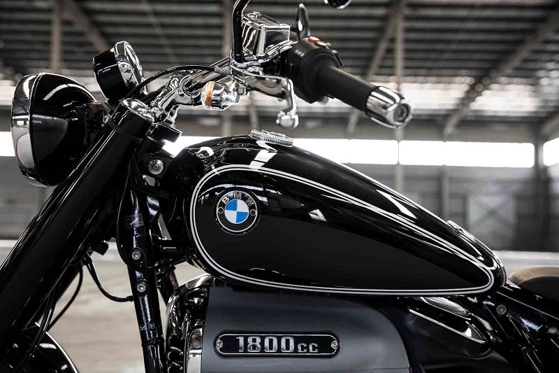 05.全新BMW R 18水滴形油箱.jpg