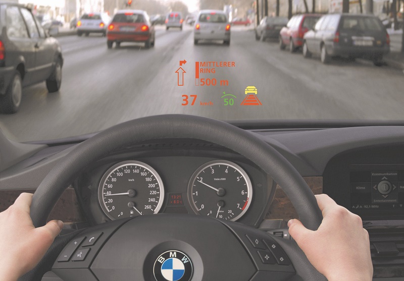 10. BMW平视显示系统.jpg