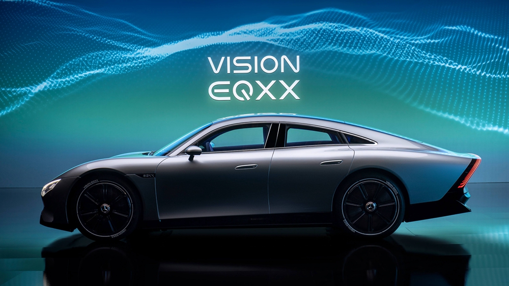02.VISION EQXX概念车拥有惊人的低耗能表现，其百公里能耗不足10千瓦时，于真实路况进行数字模拟后的单次充电续航里程超过1000公里.jpg