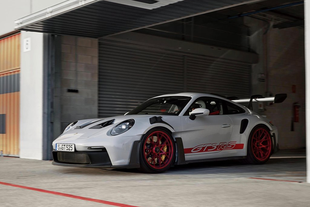 Porsche-911_GT3_RS-2023-1024-01.jpg