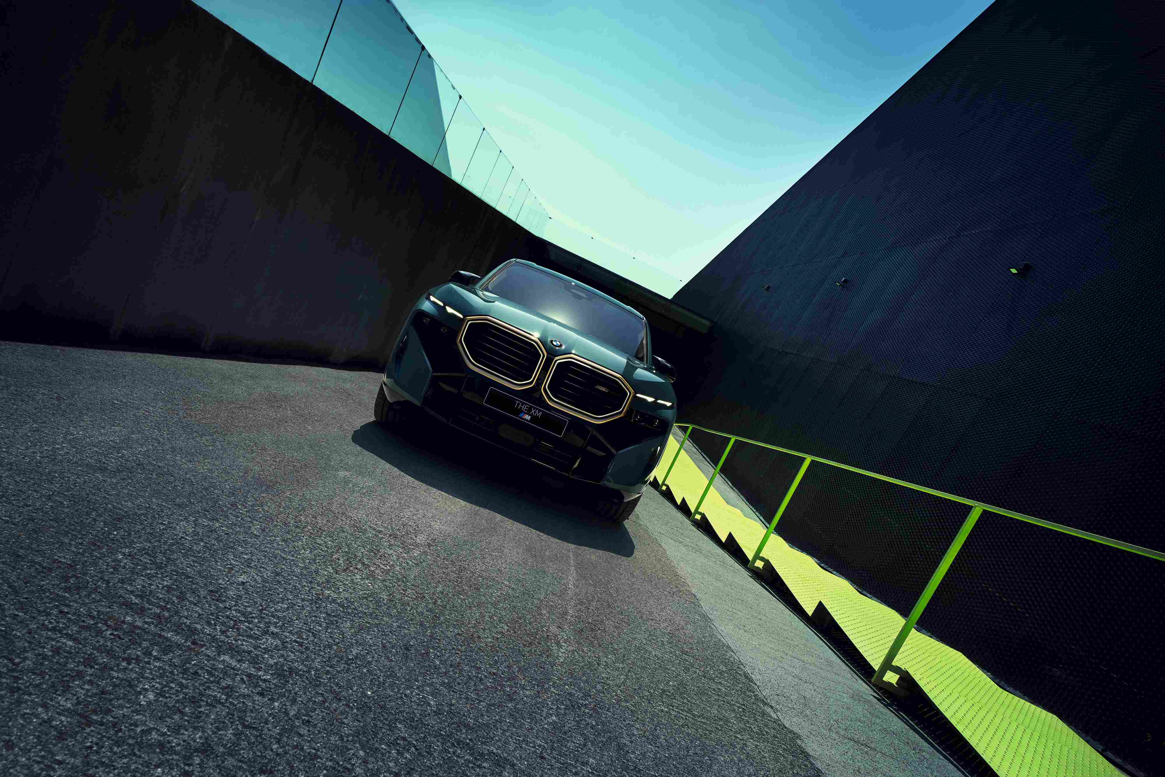 04.创新BMW XM.jpg