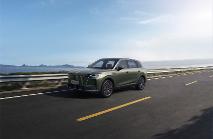 全新一代大五座旗艦SUV紅旗HS6 PHEV正式上市，17.88萬元起售