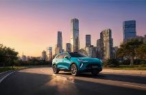 风云T9L全球上市：定位“智美大五座SUV”，售价12.99万元起