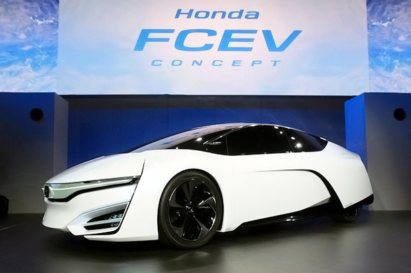 honda-fcev-concept-la-2013-opt (1)