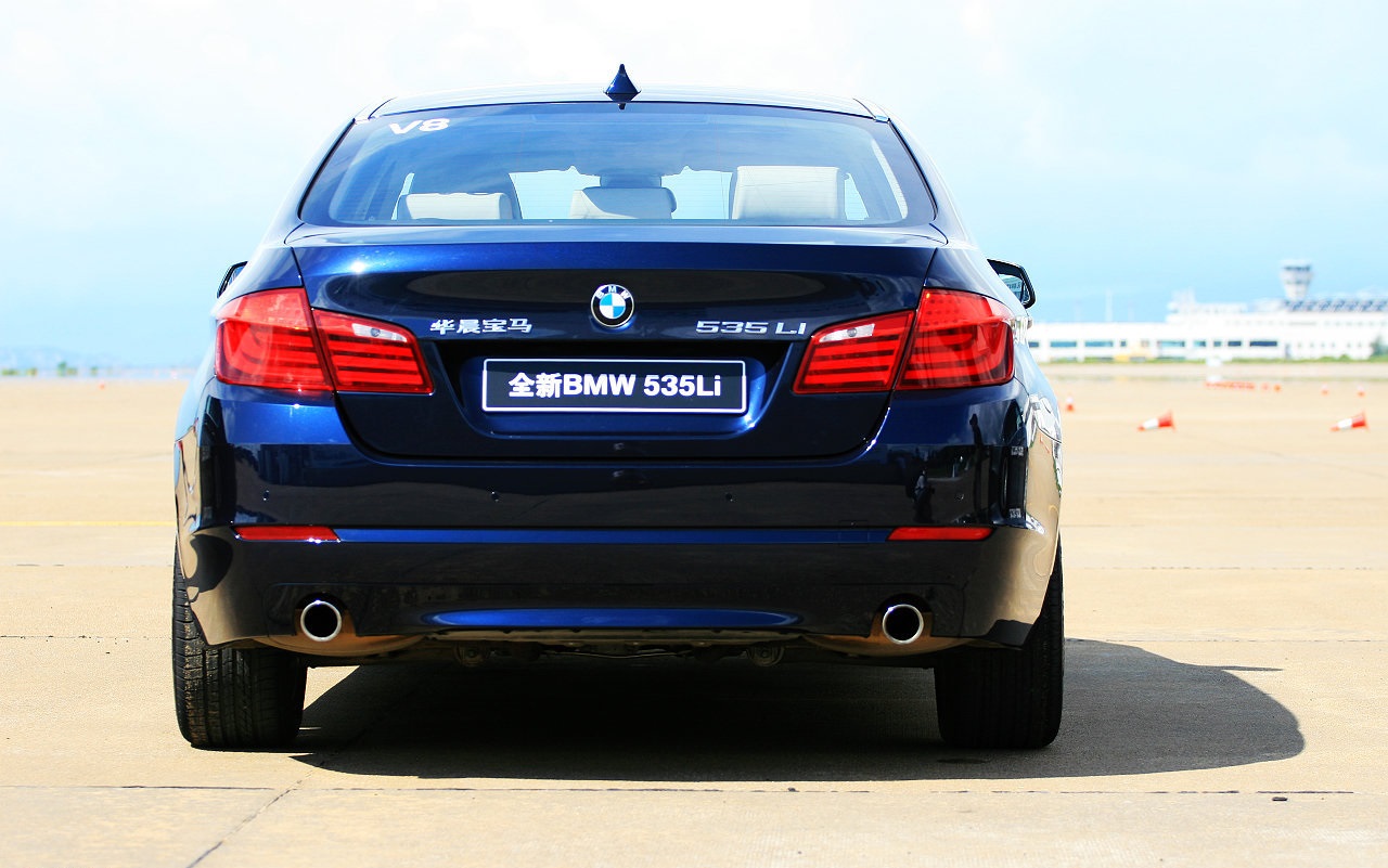 宝马535LI.jpg