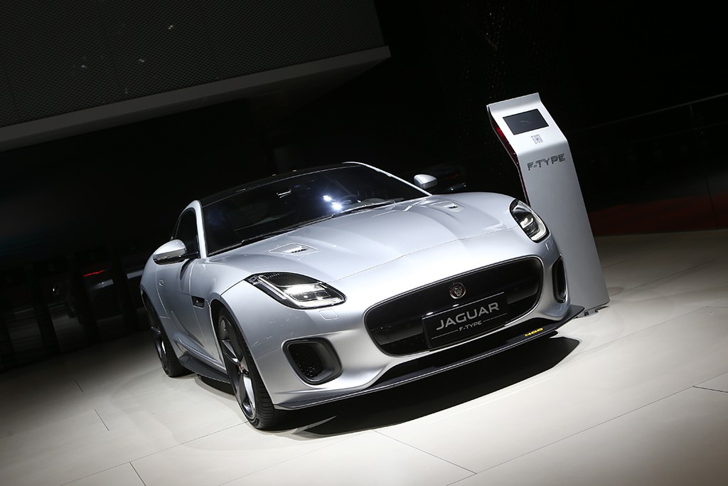 捷豹F-TYPE 02.JPG