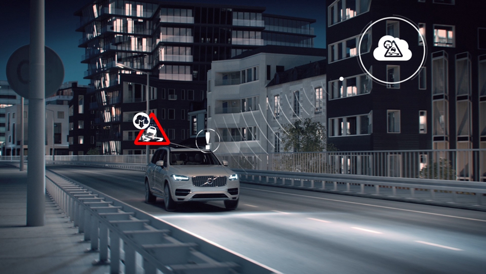 07 湿滑道路预警.jpg