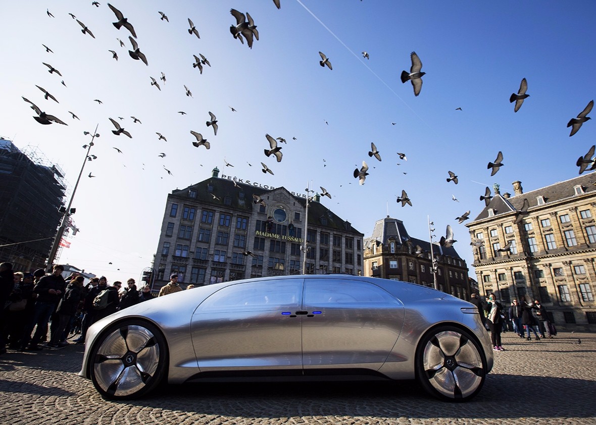 160603_FT_self-driving-car-mercedes.jpg.CROP.promo-xlarge2.jpg