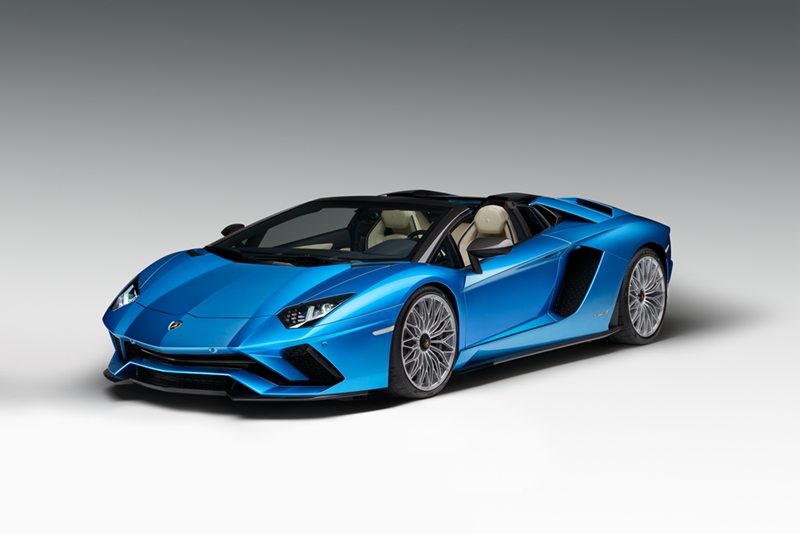 01- 兰博基尼Aventador S敞篷版：超凡性能表现与敞篷驾驭体验的完美结合.jpg