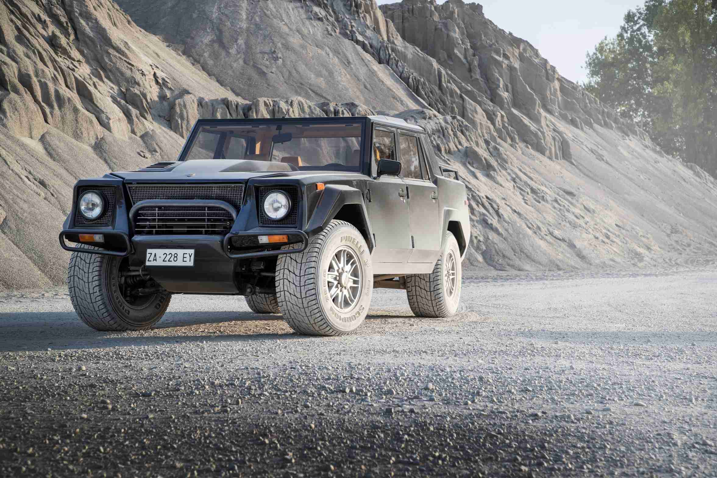 01- 兰博基尼回顾首款SUV：传奇车型LM002.jpg