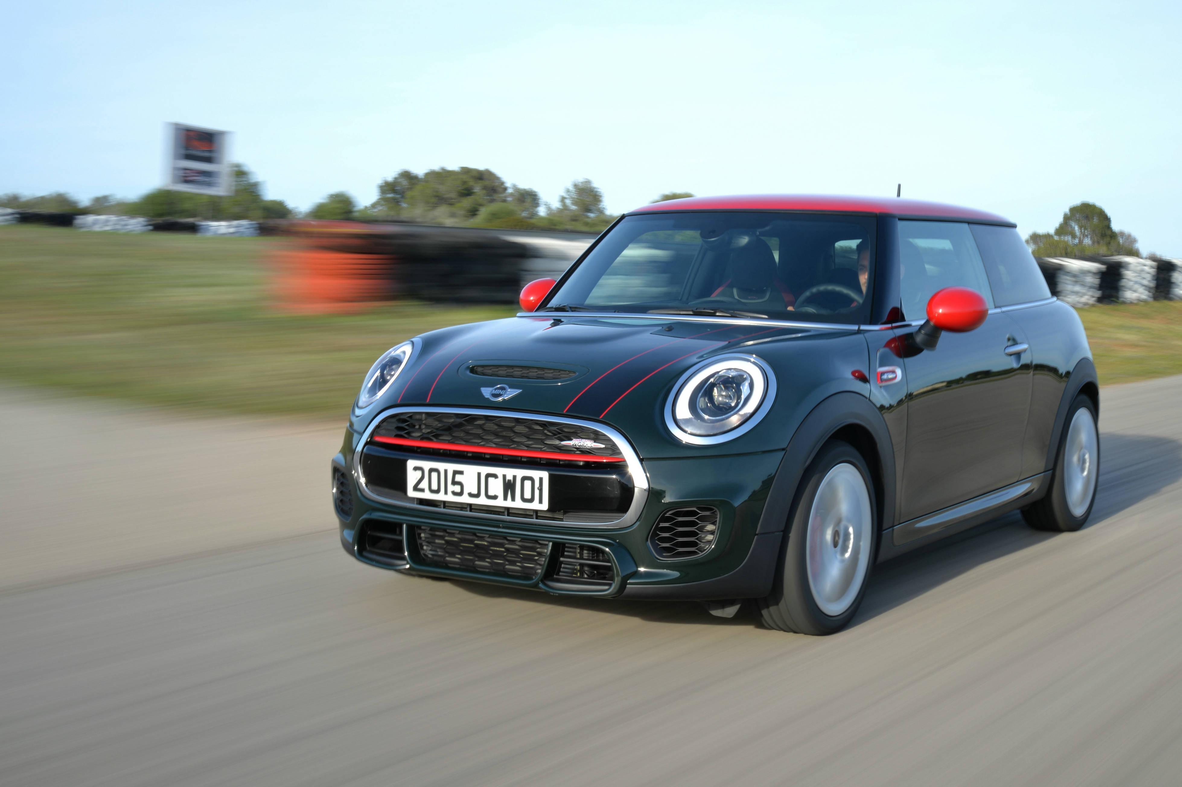 07.MINI JOHN COOPER WORKS.jpg