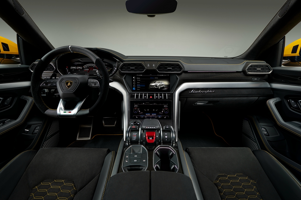 兰博基尼Urus+-+首款超级SUV+%285%29.jpg