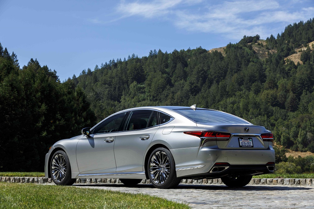 全新雷克萨斯LS 350_外观02.jpg