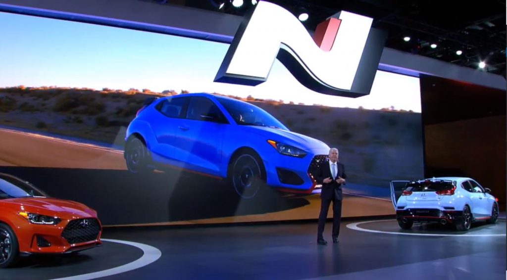 Hyundai-Veloster-N-reveal-debut-2018-North-American-International-Auto-Show-N-performance-brand-car-specs-1024x566.jpg
