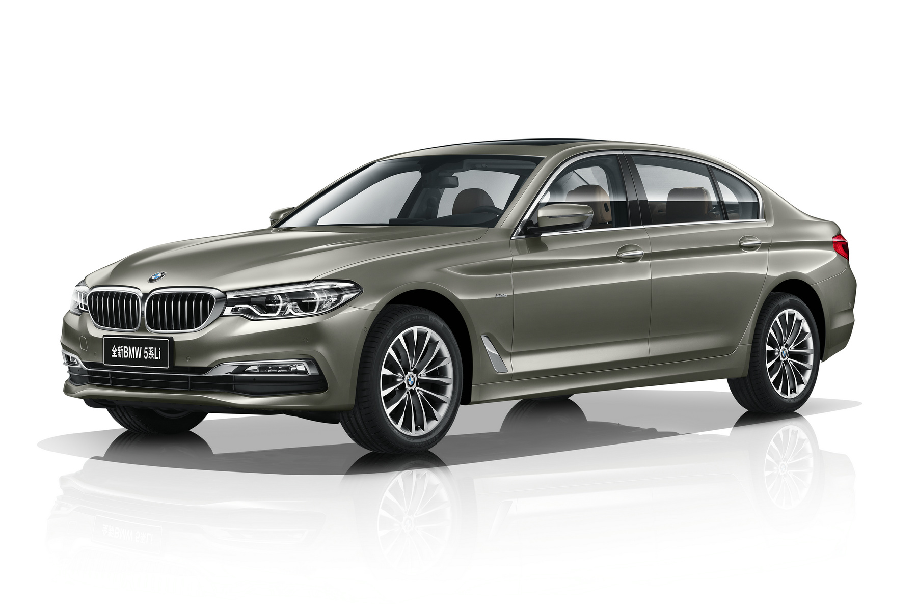05.2018款全新BMW 525Li 豪华套装.jpg