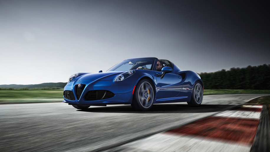 180228-alfa-romeo-bluspiderside-1.jpg