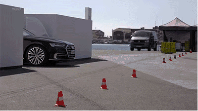 十字路口预警辅助.GIF