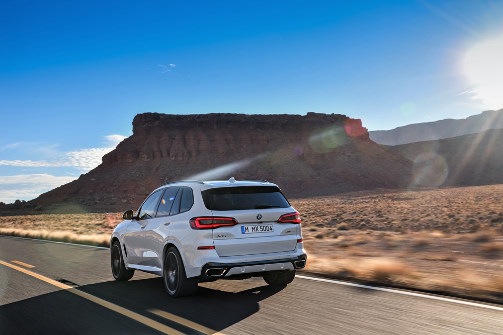 P90303992_highRes_the-all-new-bmw-x5-0.jpg