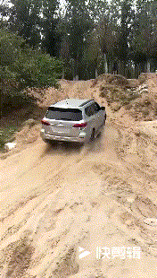 49b8be42e41095ef8eb843d7f58538a3.gif