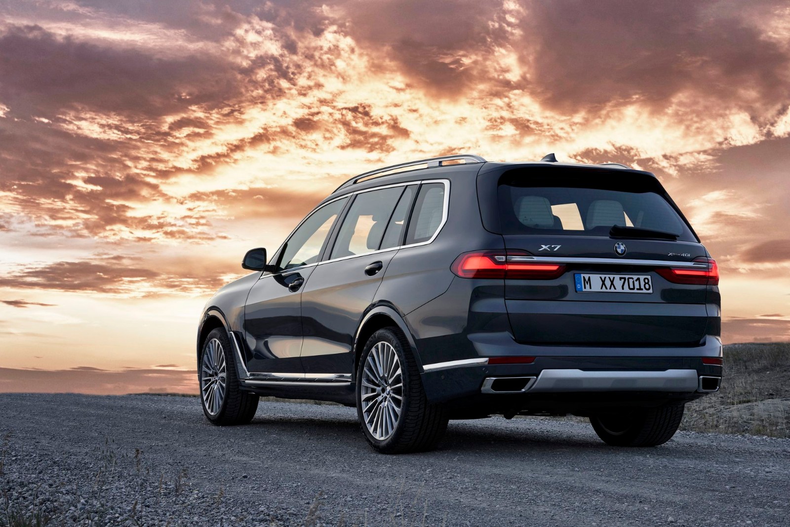 02.创新BMW X7.jpeg