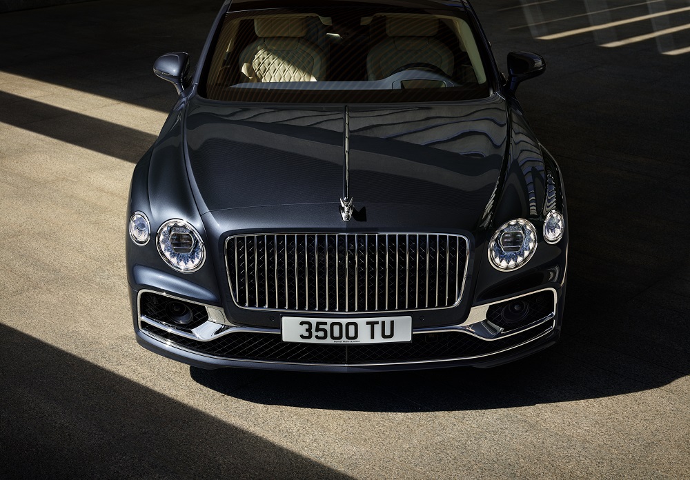 New Bentley Flying Spur (16).jpg