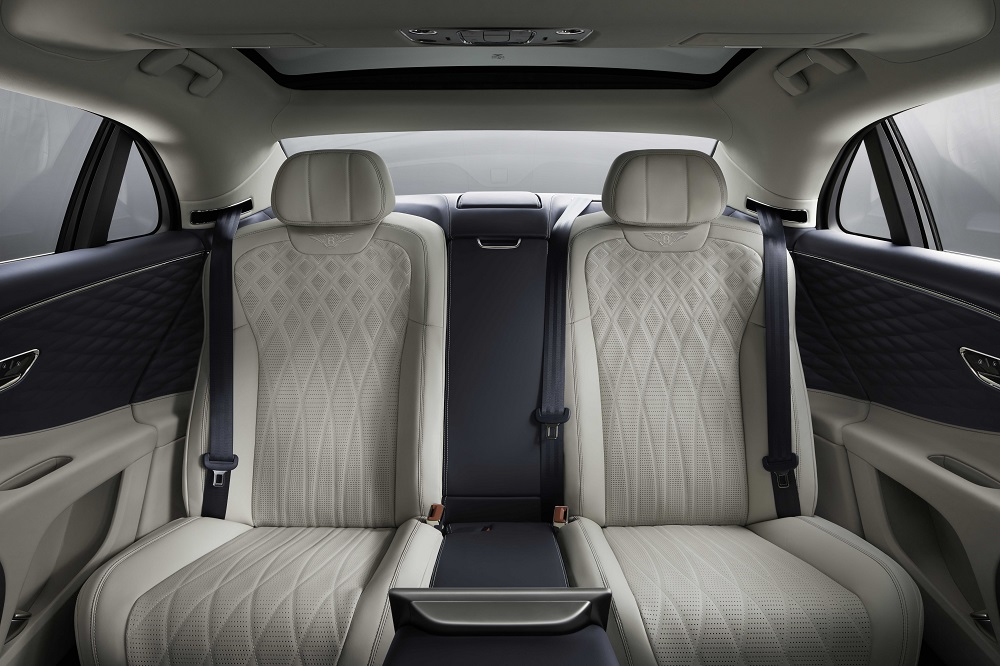 New Bentley Flying Spur 10.jpg