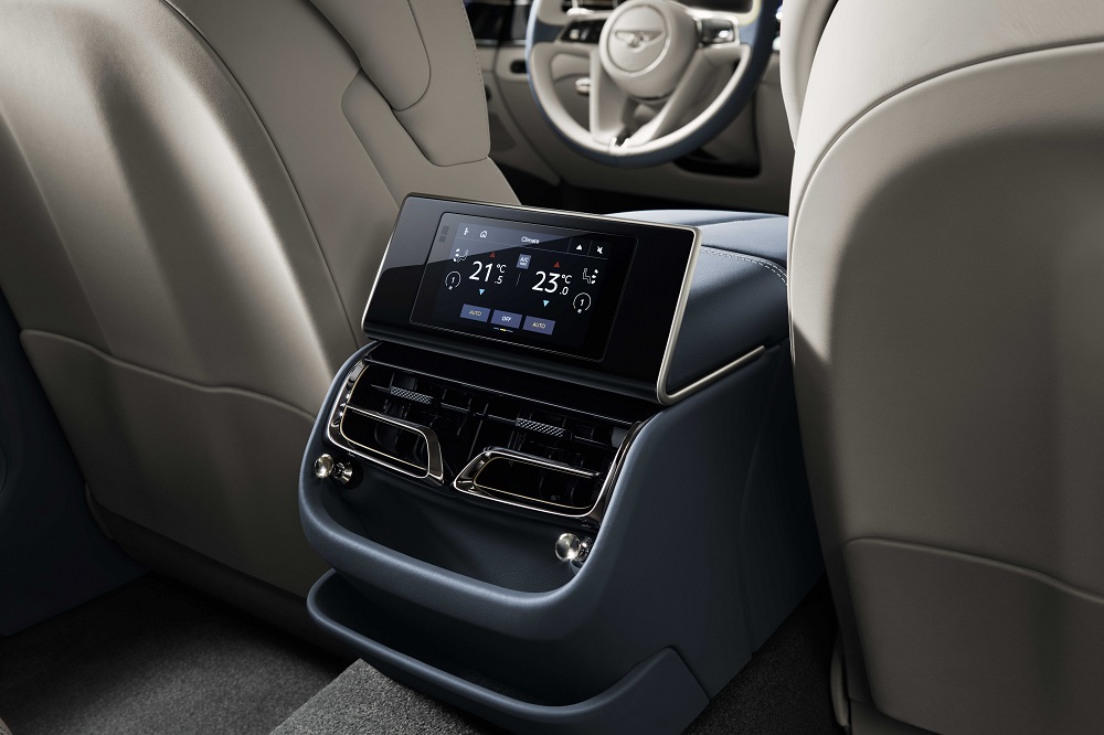 New Bentley Flying Spur 15.jpg