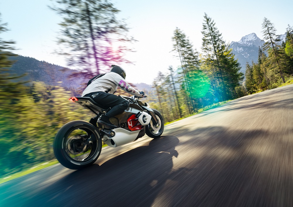 P90354709_highRes_bmw-motorrad-vision-.jpg