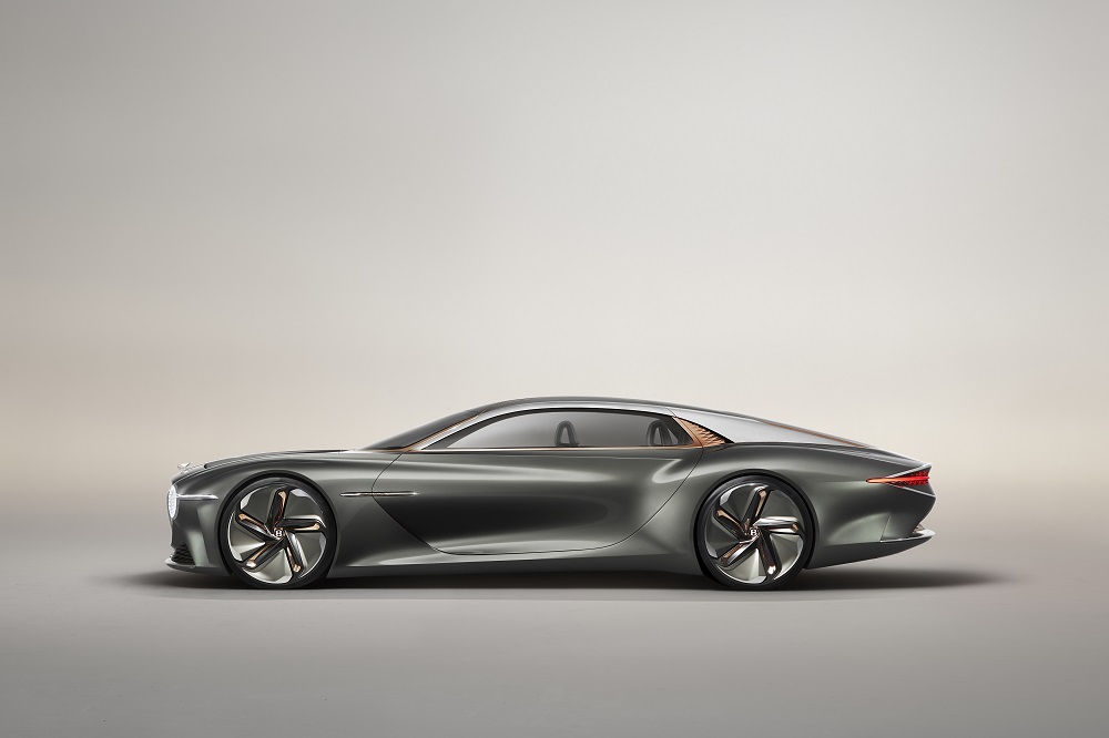 Bentley EXP 100 GT (4).jpg