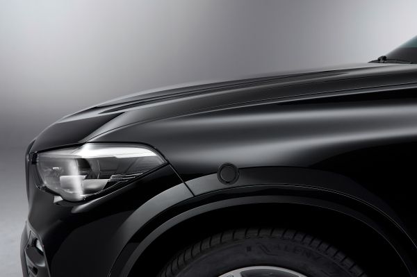 P90363308_lowRes_the-new-bmw-x5-prote.jpg
