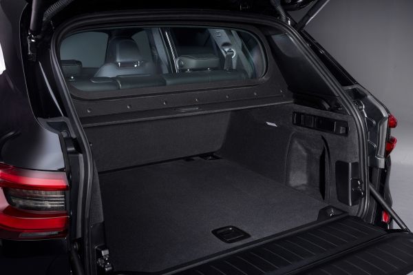 P90363309_lowRes_the-new-bmw-x5-prote.jpg