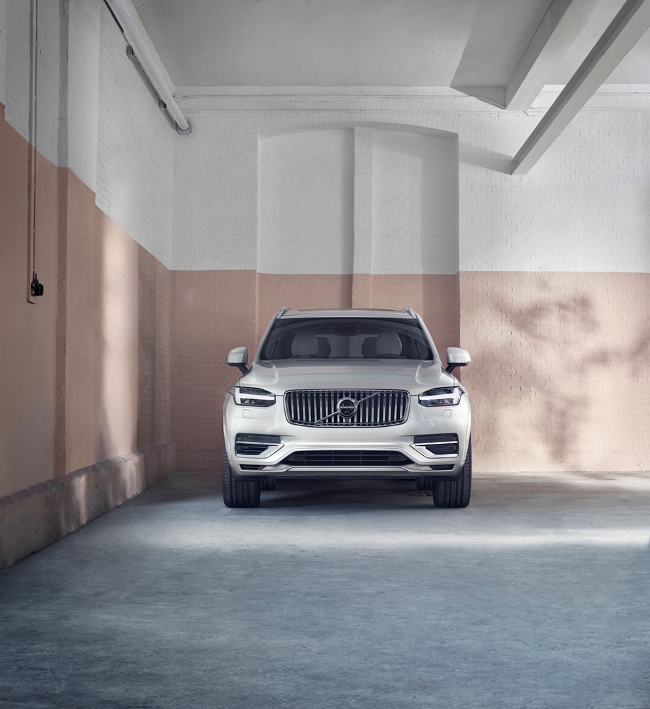 03_新款沃尔沃XC90豪华版.jpg