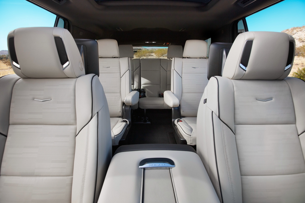 2021-Cadillac-Escalade-052.jpg