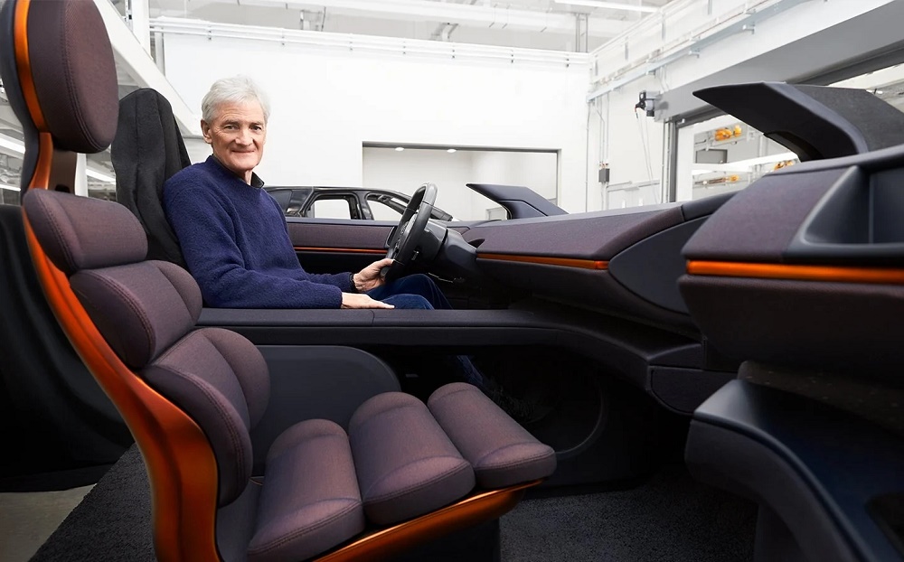 james-dyson-electric-car-interior.jpg.jpg