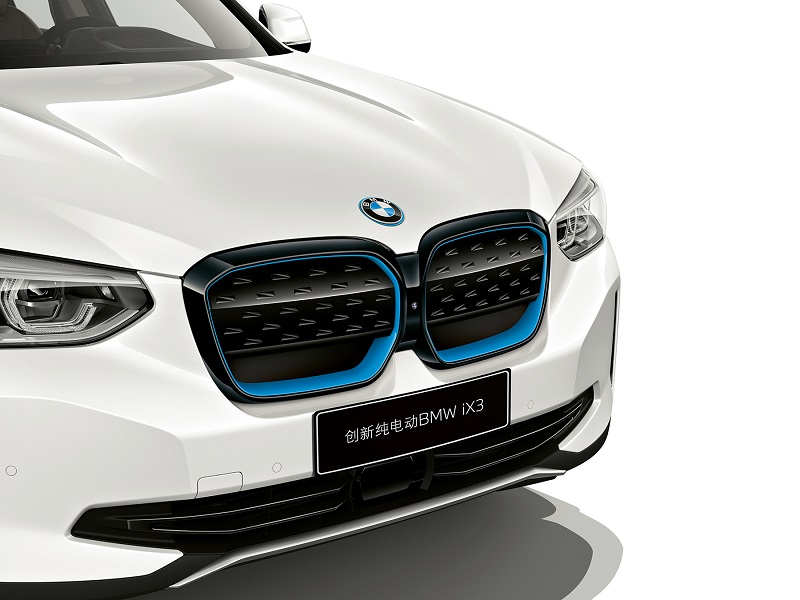 08.创新纯电动BMW iX3双肾格栅.jpg
