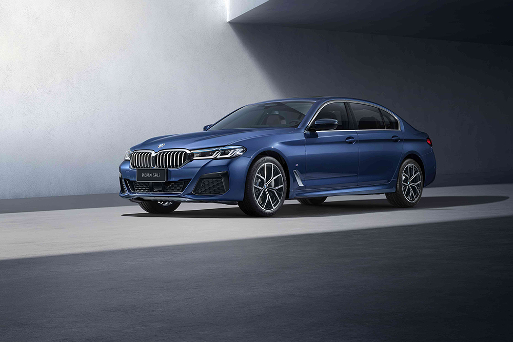 04.新BMW__5系.jpg