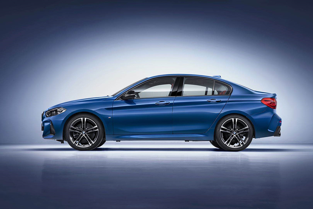 07.BMW__1系M运动曜夜版.jpg