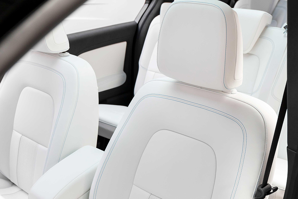 autohomecar__ChwFjmCZBKWAJ4ugAASzdScI_vo715.jpg