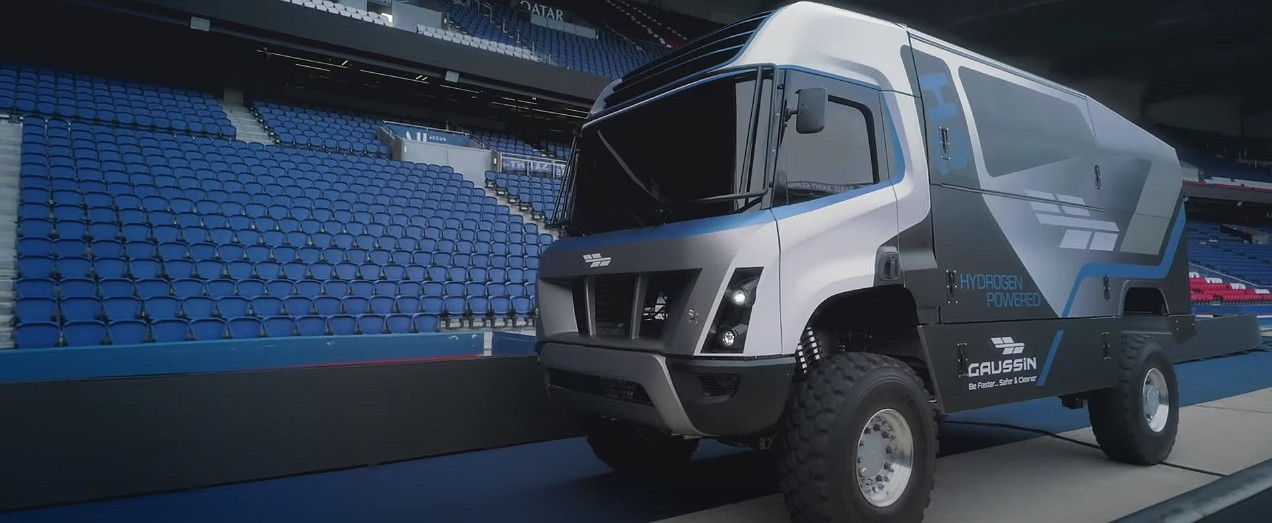 world-s-first-hydrogen-powered-racing-truck-to-tackle-the-dakar-sand-dunes-in-2022_1.jpg