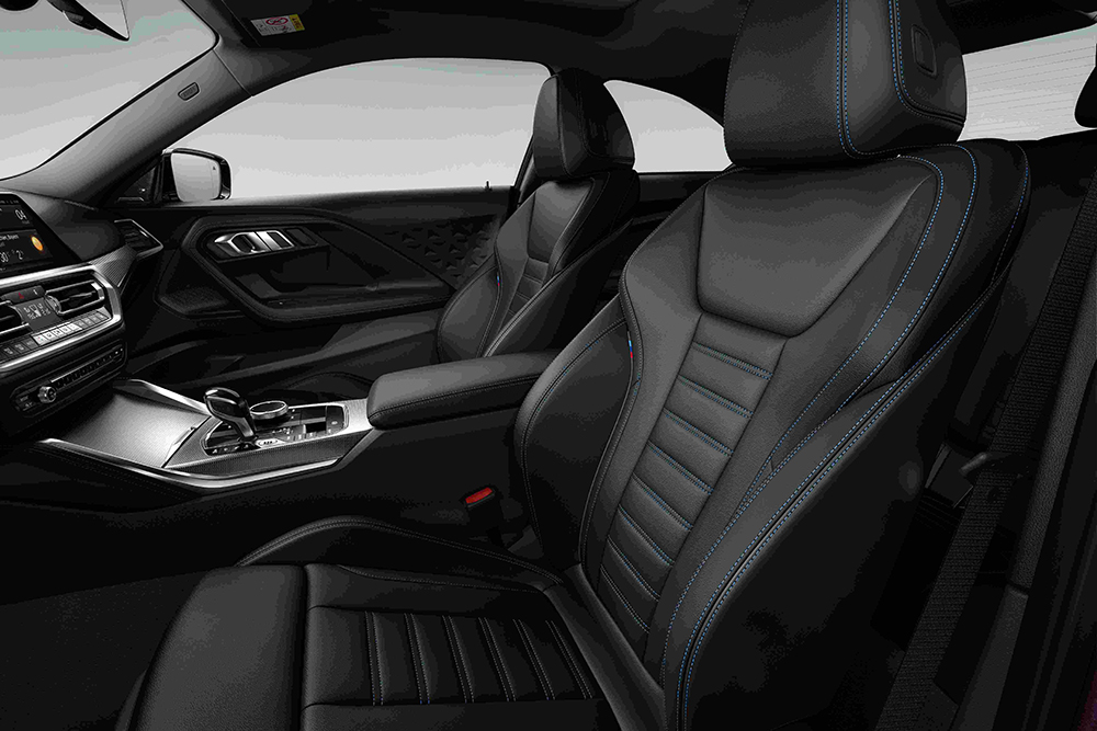 06.全新BMW 2系双门轿跑车内饰.jpg