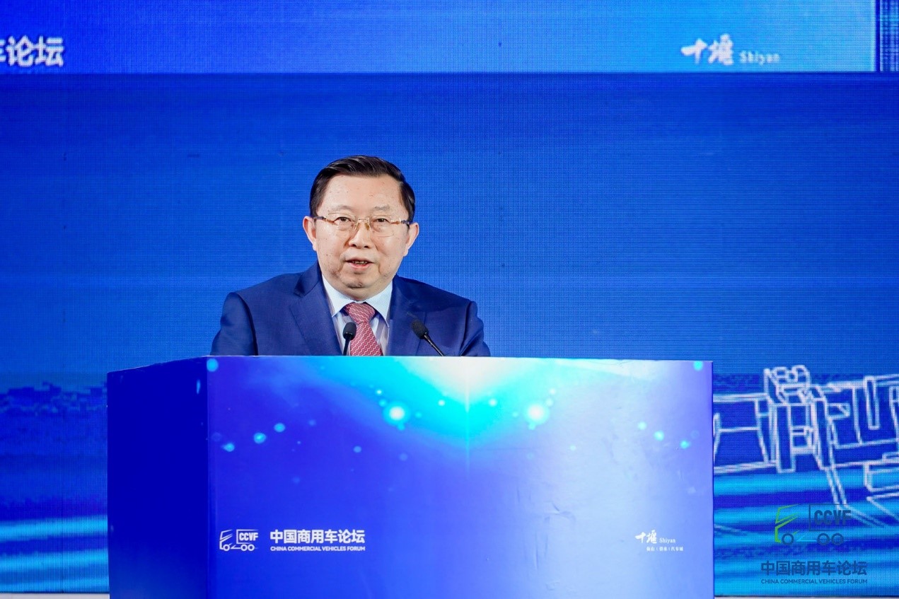 许宁宁.jpg