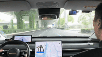 连续顺滑变道，变道路线规划平顺.gif