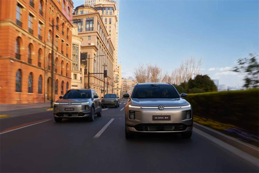 上汽大众“增程新王” ID. ERA 9X 预售 32.98 万元起