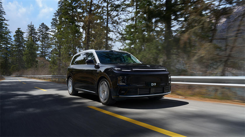 零跑D19售价21.98-26.98万元，给「9系大战」添把火