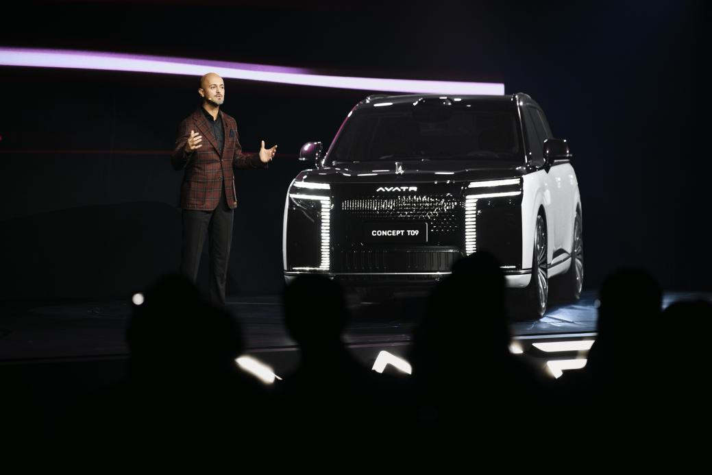 阿维塔T09概念版巴黎全球首秀，锚定50万级旗舰豪华SUV，计划2026